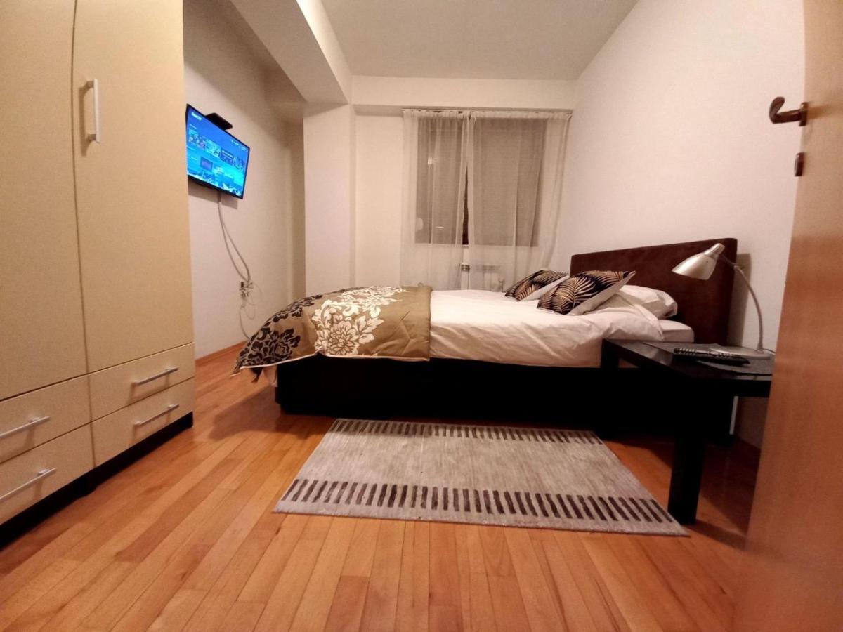 First Choice Apartment Skopje Extérieur photo
